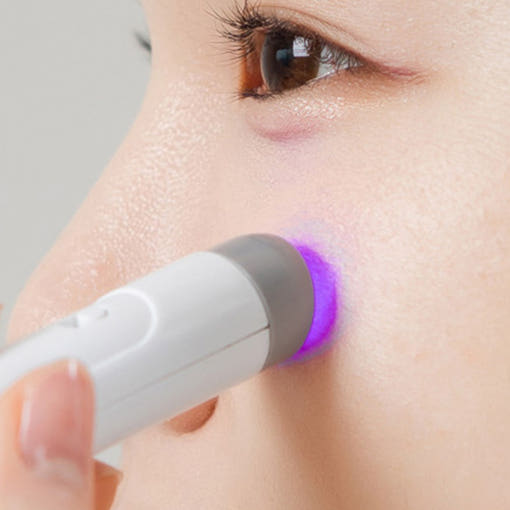 Dr.Ceuracle AC Spot Healer LED Pen portable LED spot-treatment device