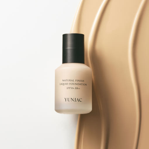 YUNJAC Natural Finish Liquid Foundation SPF50+ PA++