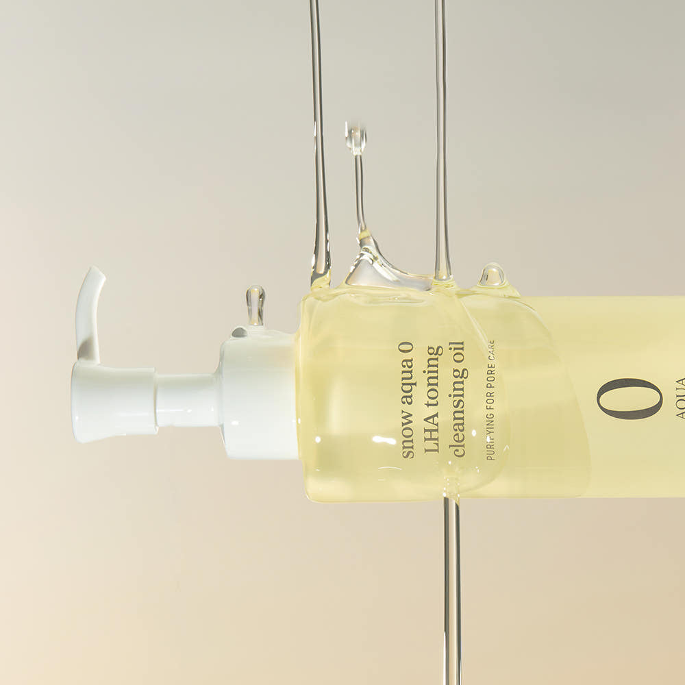 nooni Snow Aqua 0 LHA Toning Cleansing Oil 200ml bottle