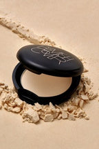 Hanskin Blemish Cover Blur Pact 9g pressed powder compact