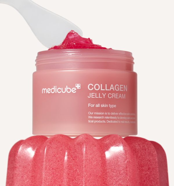 medicube Collagen Jelly Cream 50ml pink jar with transparent pink jelly cream