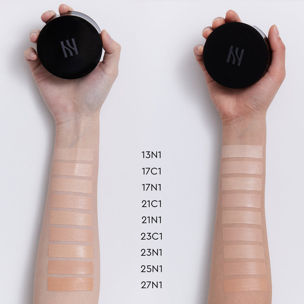 HERA Black Cushion Foundation SPF34/PA++ cushion compact in shade 13N1 Porcelain