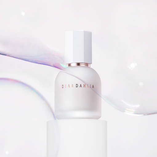 DEAR DAHLIA Prime Layer Skin Prep 40ml bottle with a lightweight serum texture